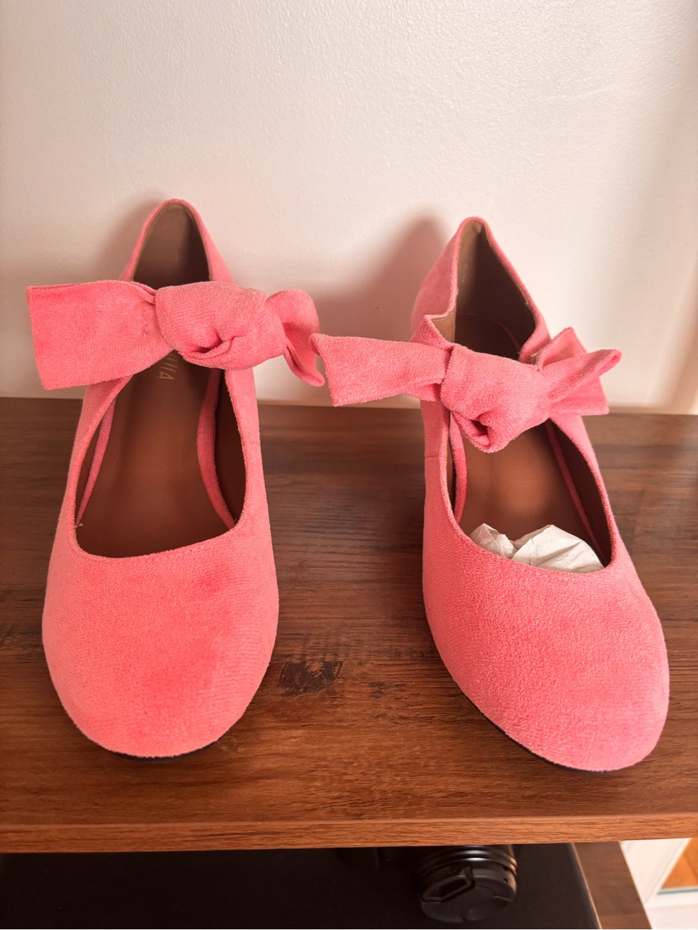 Women's Pink Bow-Accent Suede Heels